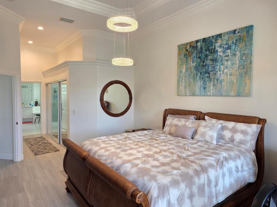 7200 Demedici 3bd 2231sq ft