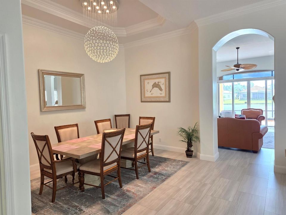 7200 Demedici 3bd 2231sq ft