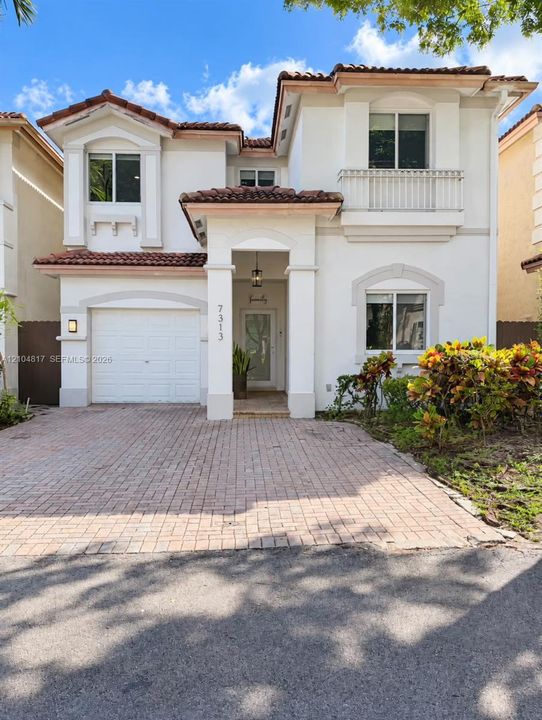 В аренду: $6,200 (4 спален, 3 ванн, 2312 Квадратных фут)
