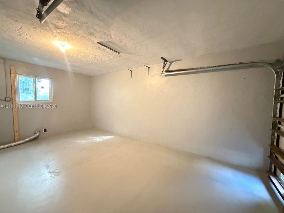 На продажу: $499,000 (4 спален, 2 ванн, 1836 Квадратных фут)