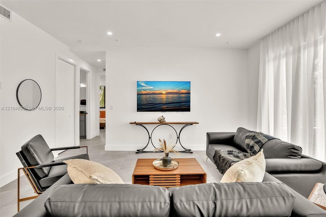 For Rent: $4,975 (3 beds, 3 baths, 0 Square Feet)