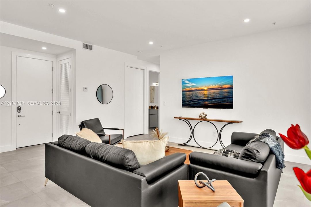 For Rent: $4,975 (3 beds, 3 baths, 0 Square Feet)