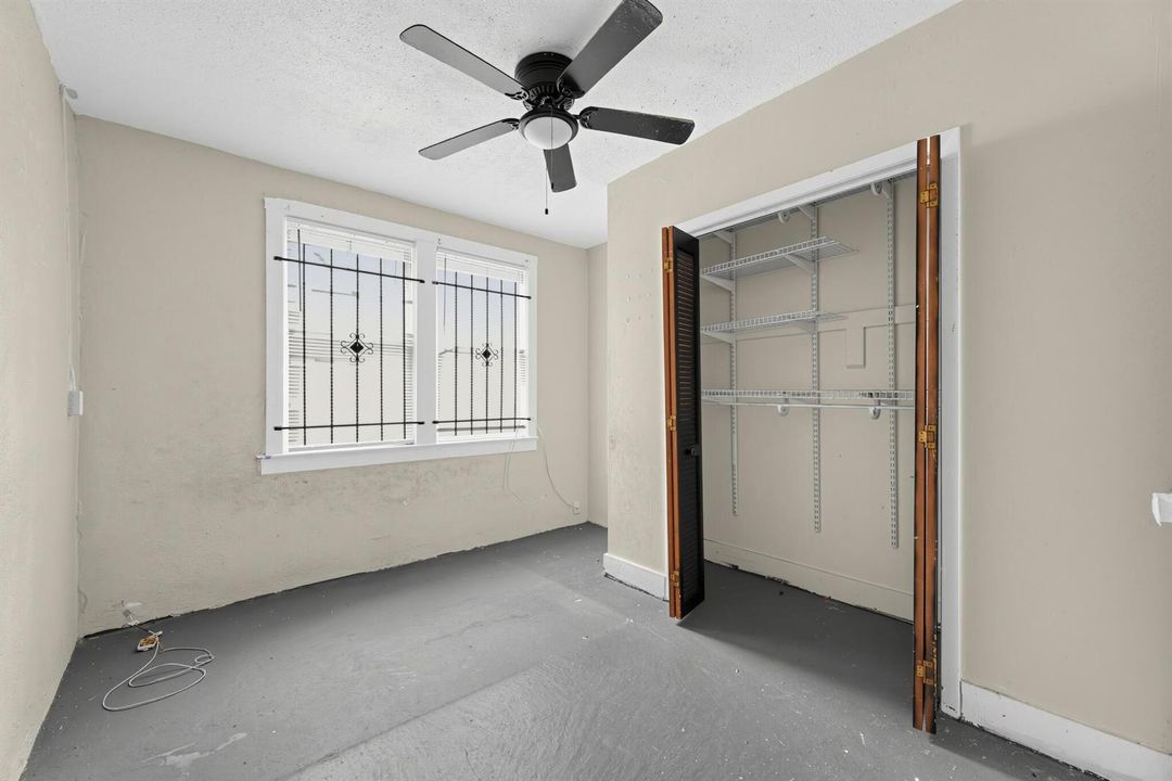 15_956_Baker_Ave-Others-9201