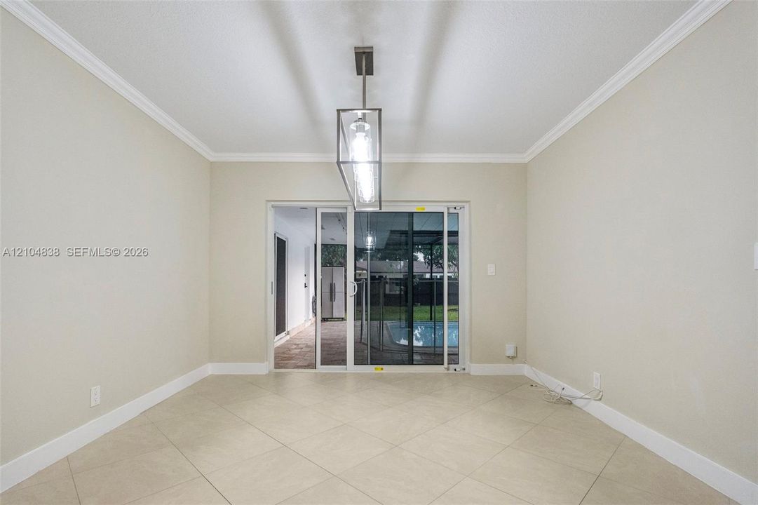 В аренду: $4,885 (3 спален, 2 ванн, 1551 Квадратных фут)