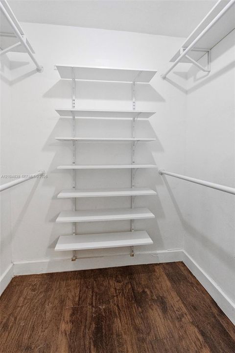 В аренду: $4,885 (3 спален, 2 ванн, 1551 Квадратных фут)