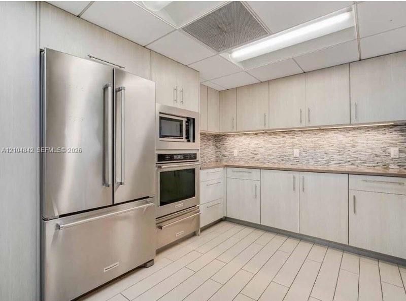 Clubhouse Kitchen