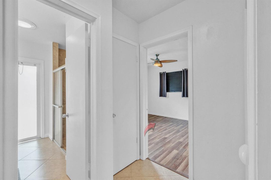 21 Foyer