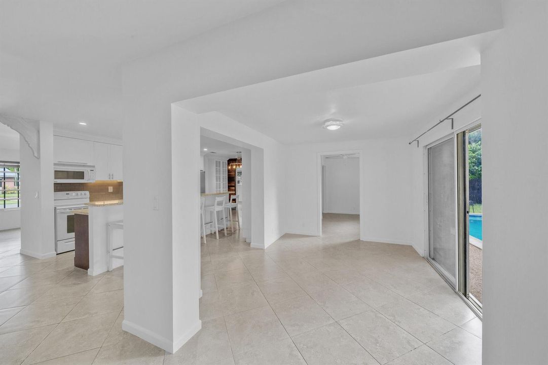7 Dining Area