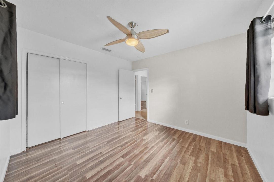 22 Guest Bedroom C (2)