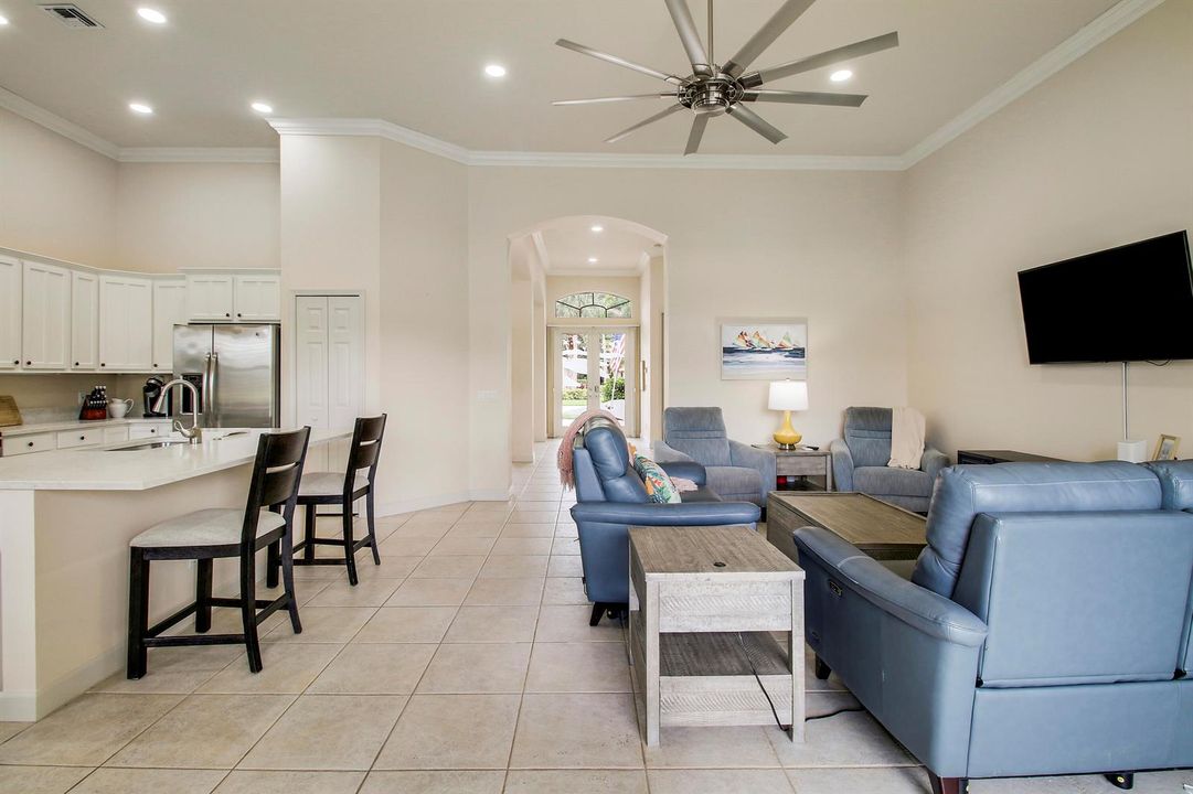 Kitchen & Family Room