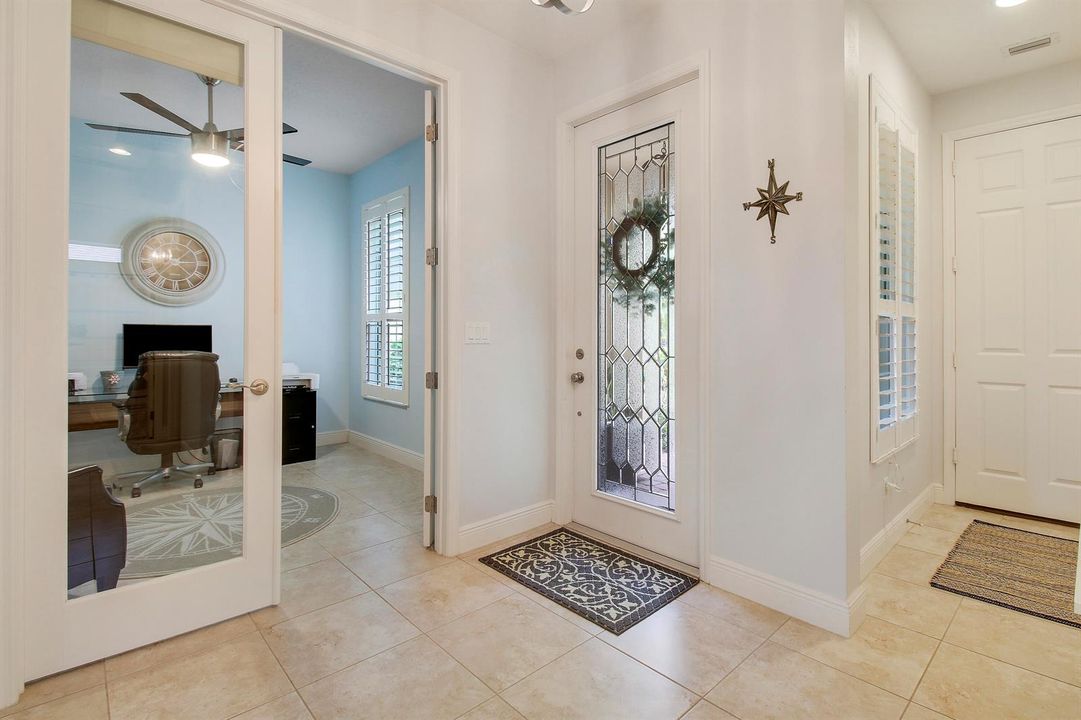 Office/Den Entry