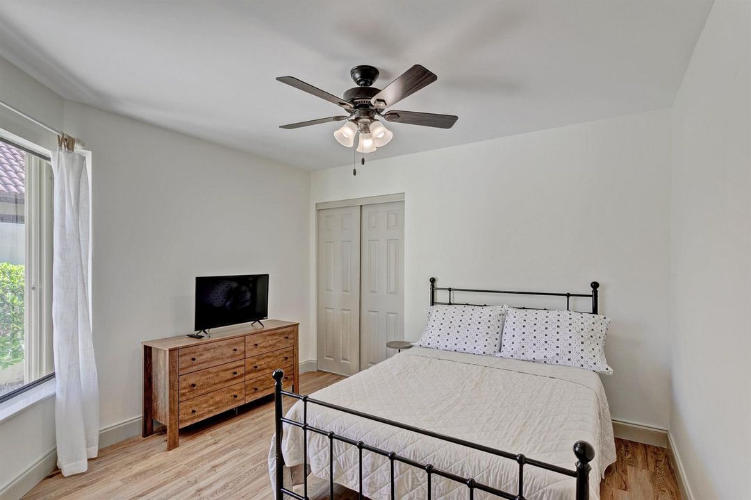 2nd Bedroom