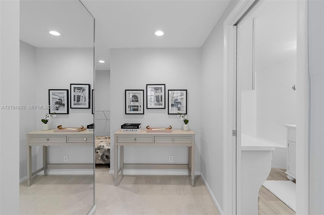 For Sale: $595,000 (2 beds, 2 baths, 1395 Square Feet)