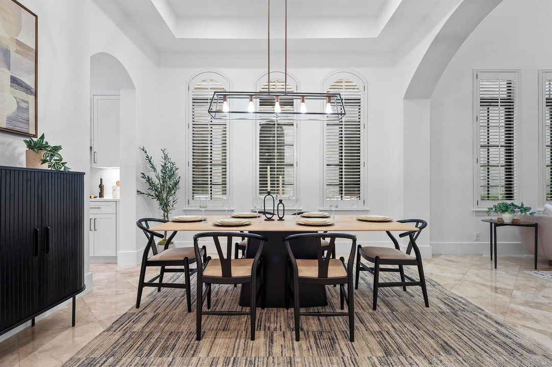 Formal Dining