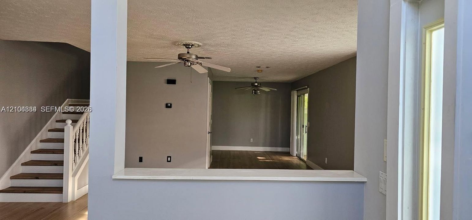En Venta: $229,900 (2 camas, 2 baños, 1425 Pies cuadrados)
