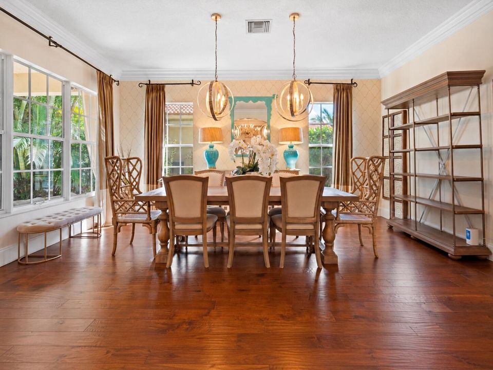 Formal dining room