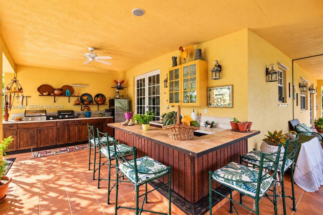 For Sale: $1,289,998 (4 beds, 2 baths, 2608 Square Feet)