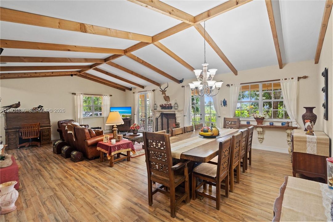 For Sale: $1,289,998 (4 beds, 2 baths, 2608 Square Feet)
