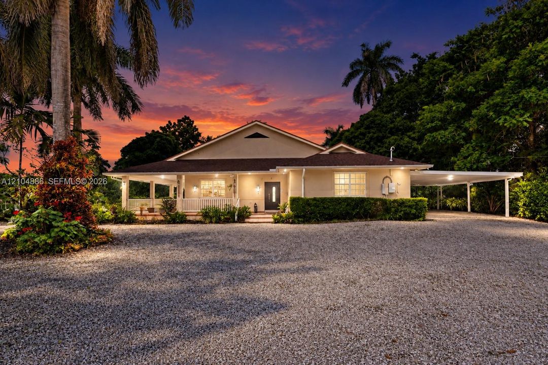 For Sale: $1,289,998 (4 beds, 2 baths, 2608 Square Feet)