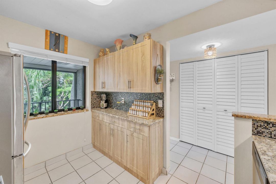 5 Kitchen (3)