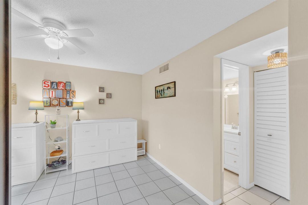 17 Primary Bedroom Suite (1)