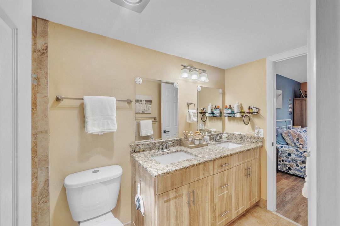 8 Jack and Jill Bathroom (1)