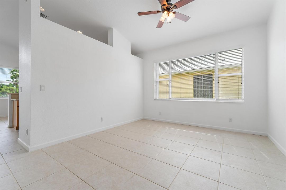 5183 DINING: FLEX RM