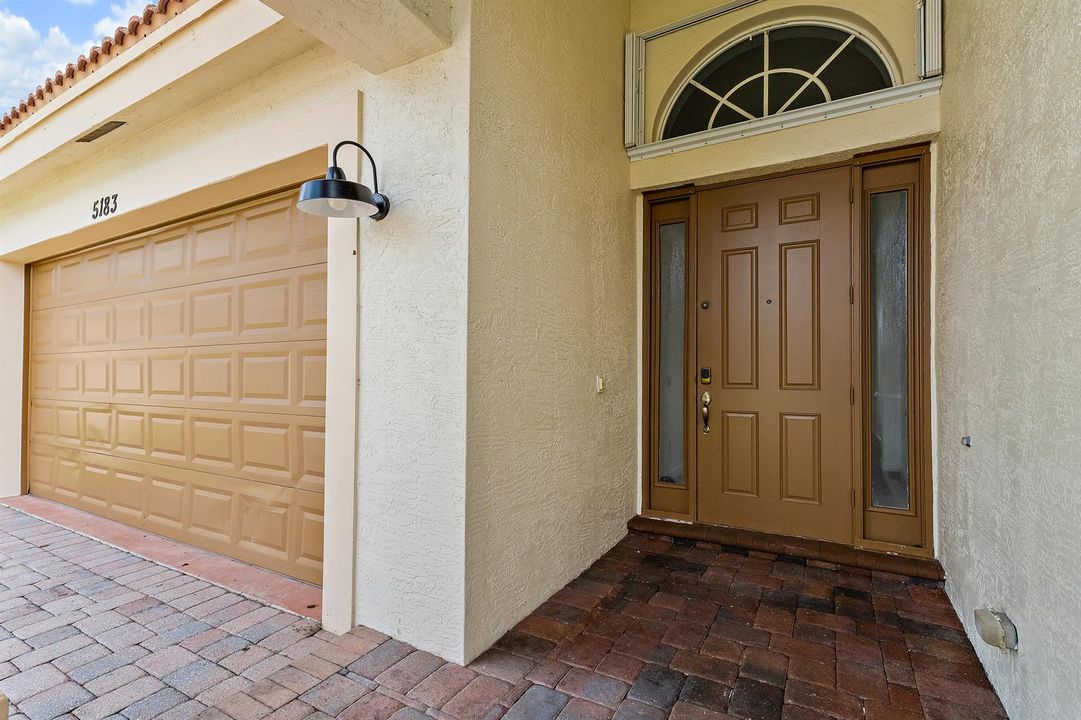 Front door 5183 SE Graham Dr