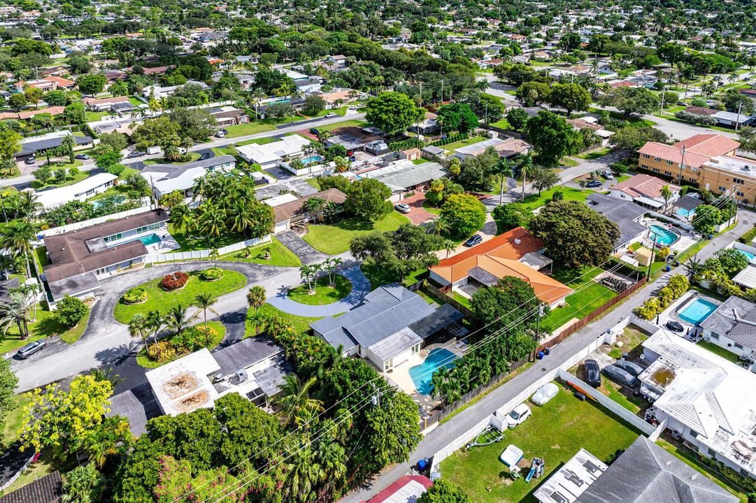038-3444PierceStreet-Hollywood-FL-33021-
