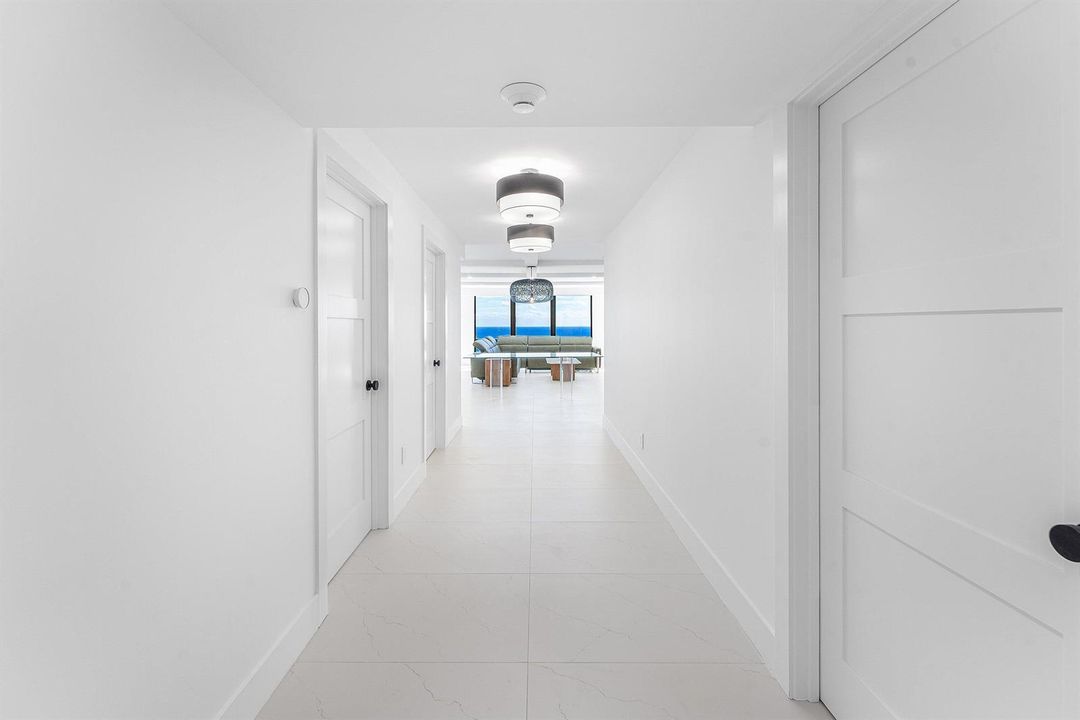 003-5380NorthOceanDrive-19D-RivieraBeach