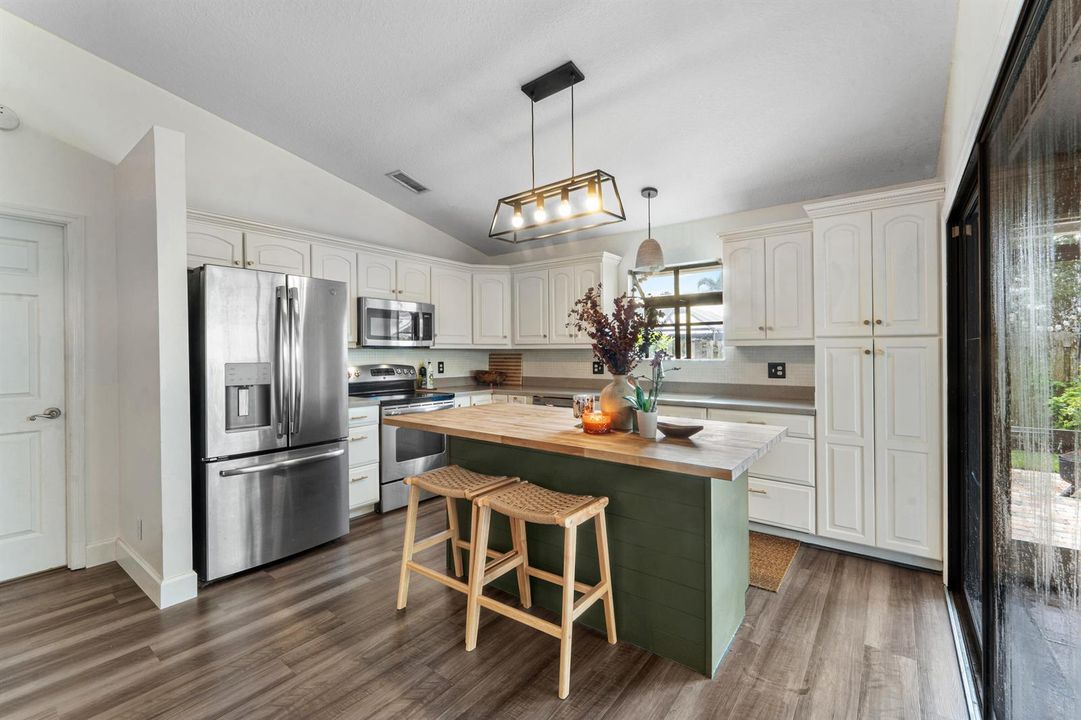 011-4270SoutheastBoxleafPlace-Stuart-FL-