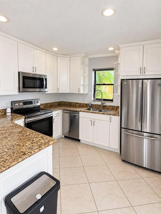For Sale: $375,000 (3 beds, 2 baths, 1449 Square Feet)