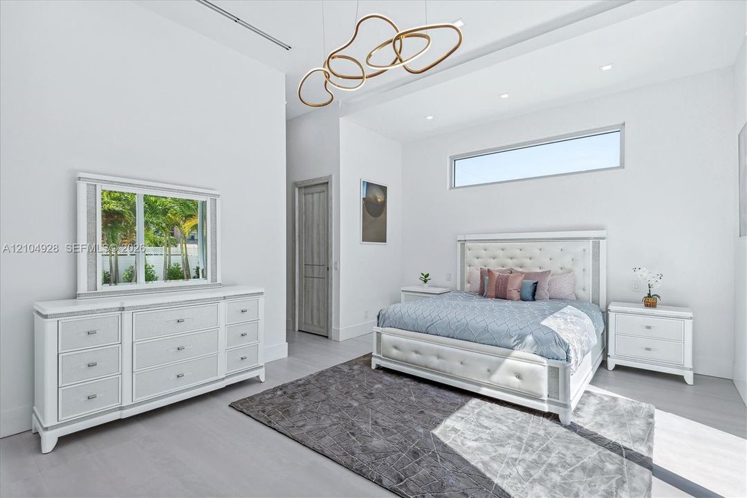For Sale: $4,999,500 (5 beds, 5 baths, 5024 Square Feet)