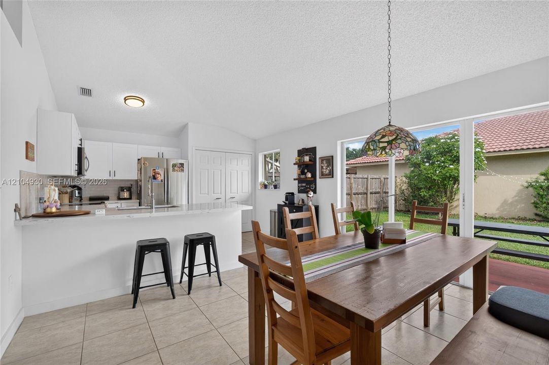 For Sale: $599,000 (3 beds, 2 baths, 1578 Square Feet)