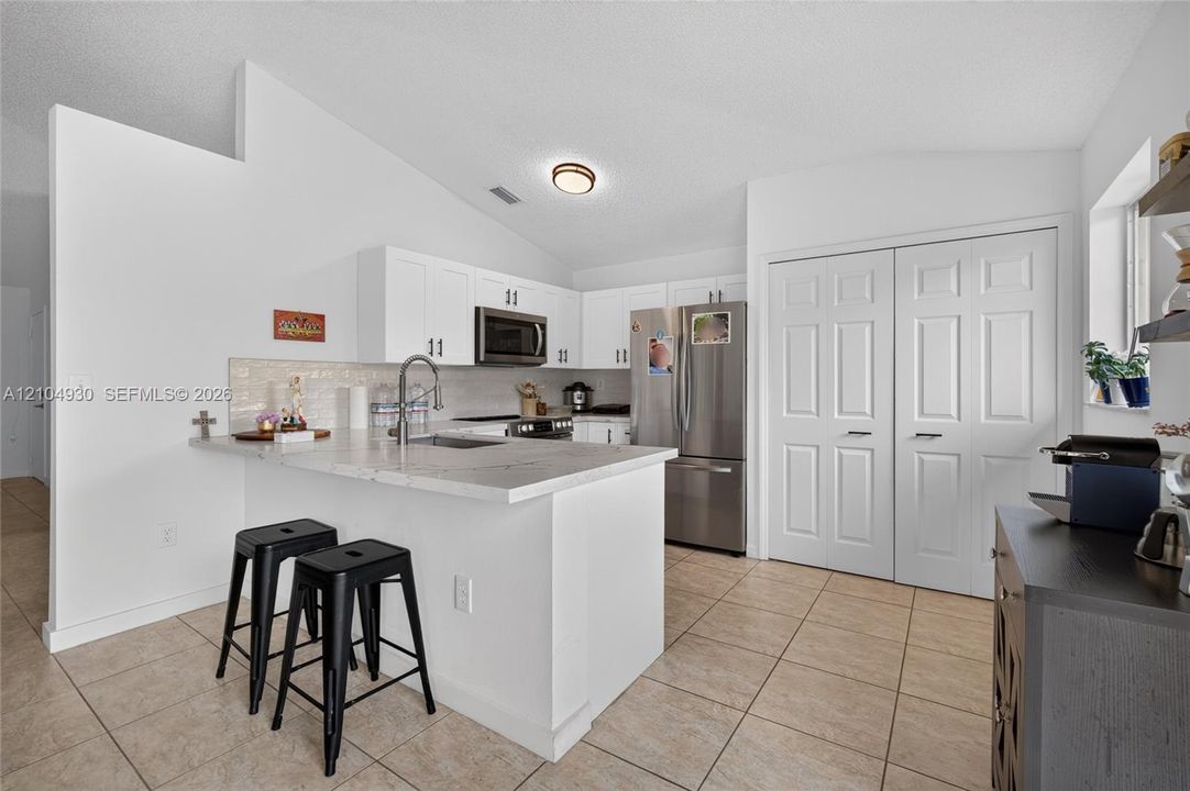 For Sale: $599,000 (3 beds, 2 baths, 1578 Square Feet)