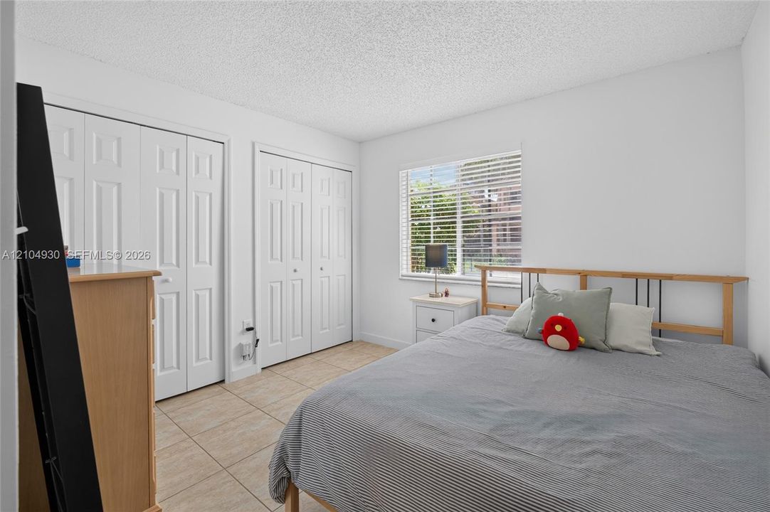 For Sale: $599,000 (3 beds, 2 baths, 1578 Square Feet)
