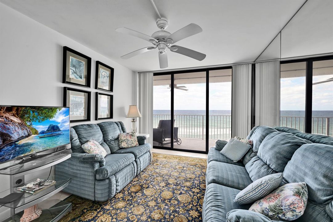 mayfair unit 703 guest room