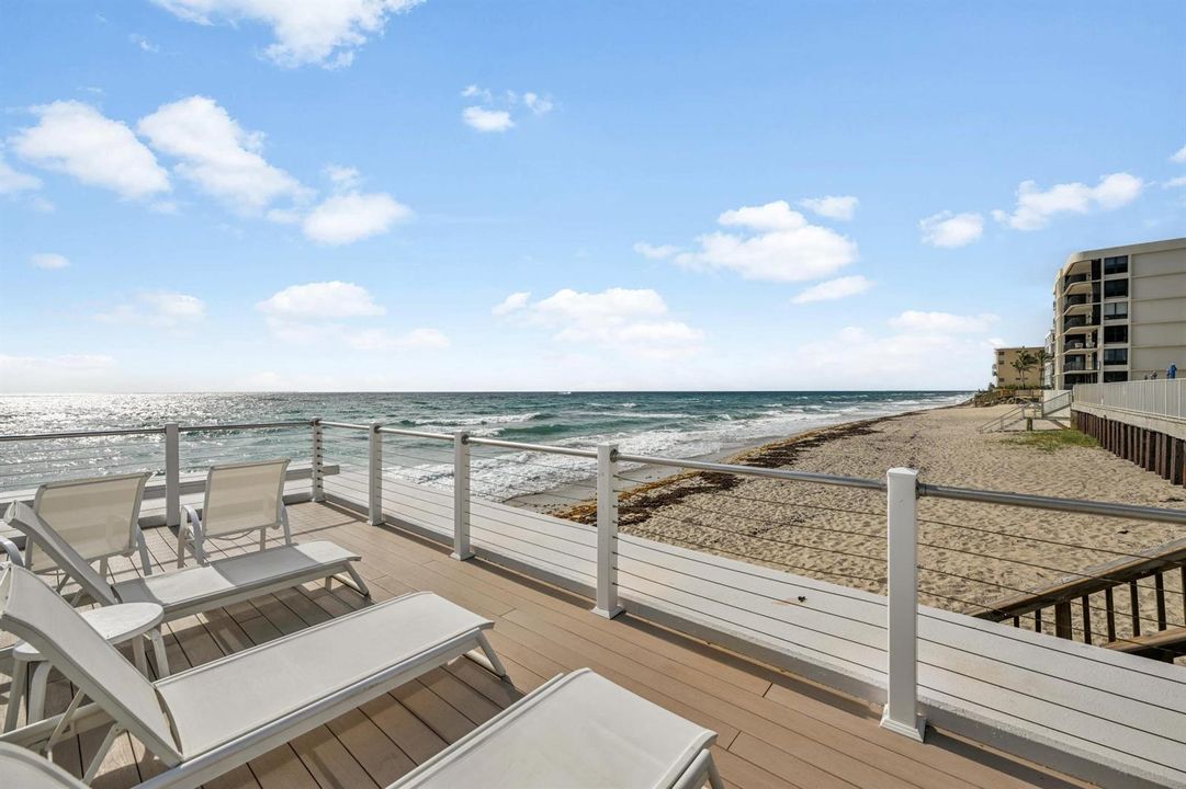 mayfair sundeck