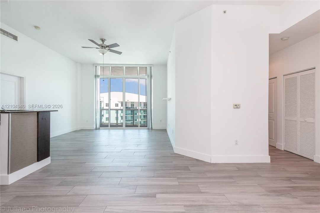 В аренду: $3,500 (2 спален, 2 ванн, 1251 Квадратных фут)