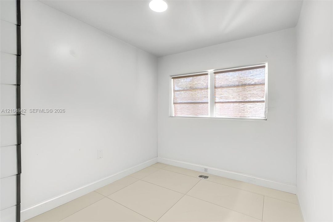 En Venta: $459,999 (4 camas, 2 baños, 1060 Pies cuadrados)