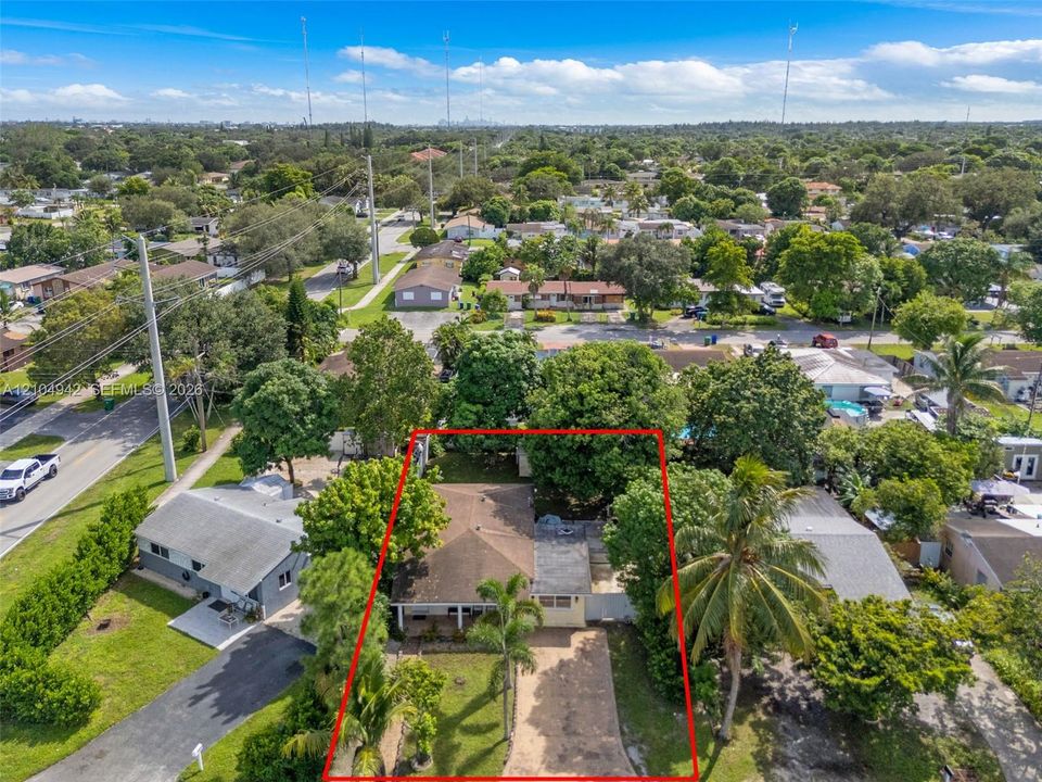 En Venta: $459,999 (4 camas, 2 baños, 1060 Pies cuadrados)