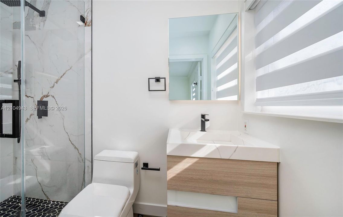 В аренду: $4,200 (3 спален, 2 ванн, 1196 Квадратных фут)