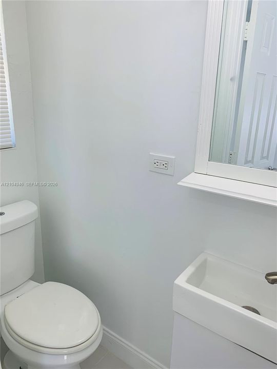 For Rent: $1,249 (0 beds, 1 baths, 154 Square Feet)