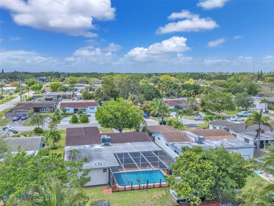 На продажу: $850,000 (4 спален, 3 ванн, 0 Квадратных фут)