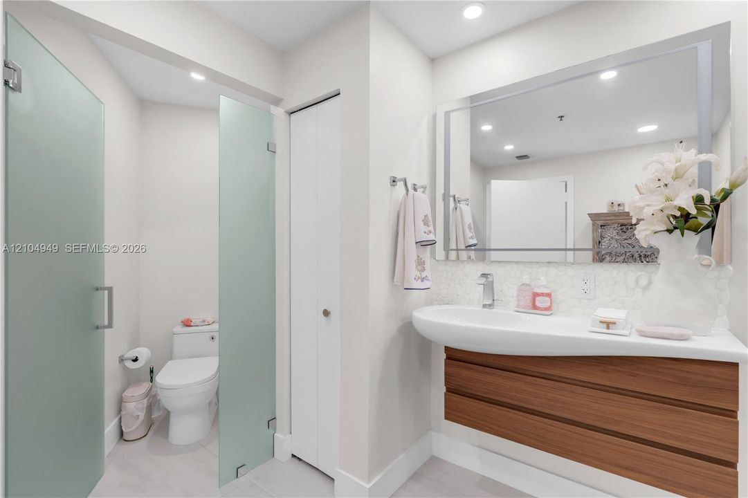 En Venta: $1,199,000 (2 camas, 2 baños, 1306 Pies cuadrados)
