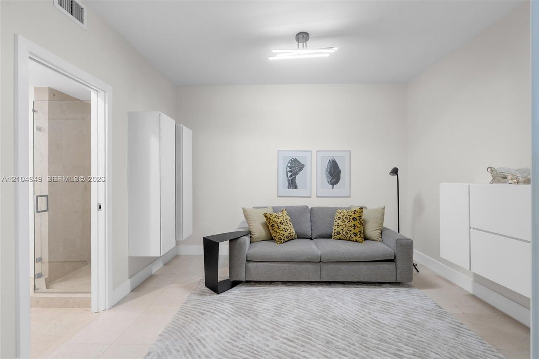 En Venta: $1,199,000 (2 camas, 2 baños, 1306 Pies cuadrados)