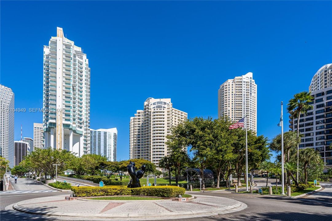 En Venta: $1,199,000 (2 camas, 2 baños, 1306 Pies cuadrados)