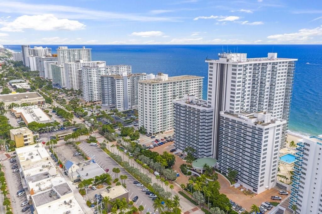 На продажу: $1,625,000 (3 спален, 3 ванн, 2124 Квадратных фут)