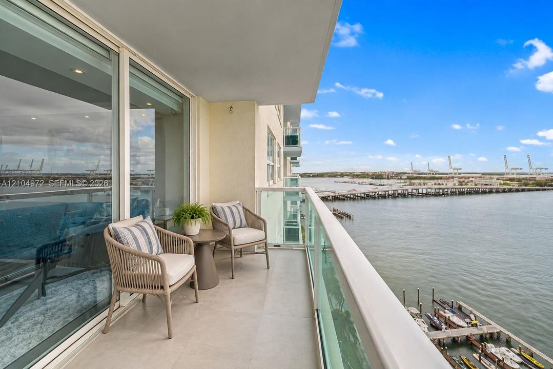 For Rent: $10,000 (3 beds, 2 baths, 1234 Square Feet)