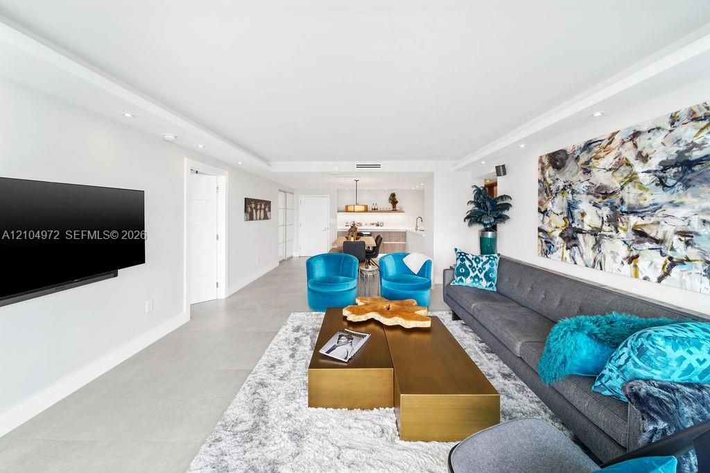For Rent: $10,000 (3 beds, 2 baths, 1234 Square Feet)